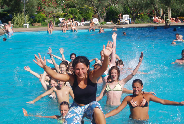 divertimento-in-piscina-solemaremma-park-2